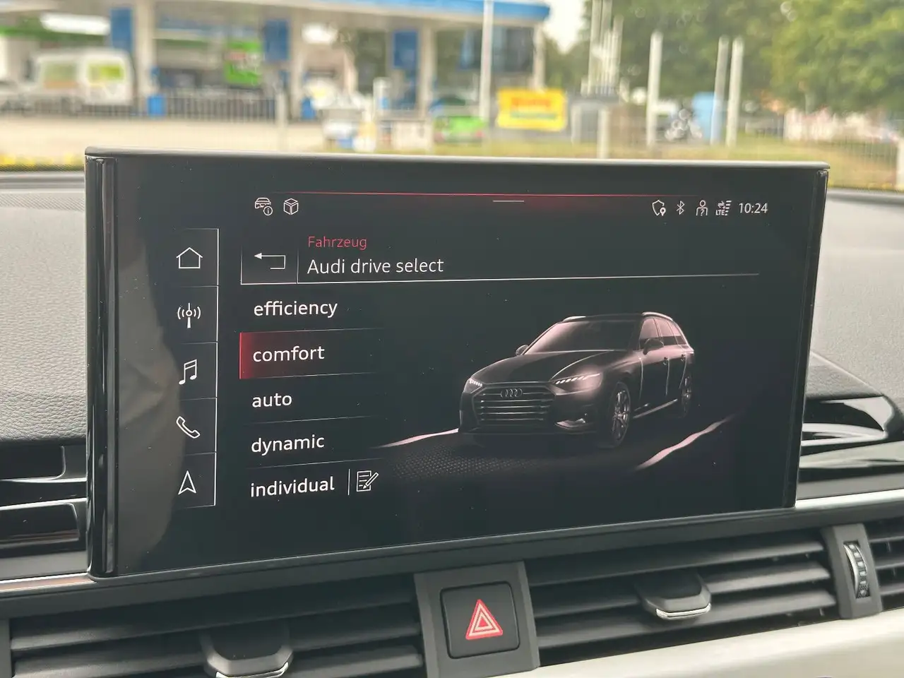 Audi A4 Avant 40 TFSI S tr. qu. S LINE+AHZV+MATRIX — معرض صور السيارة 24