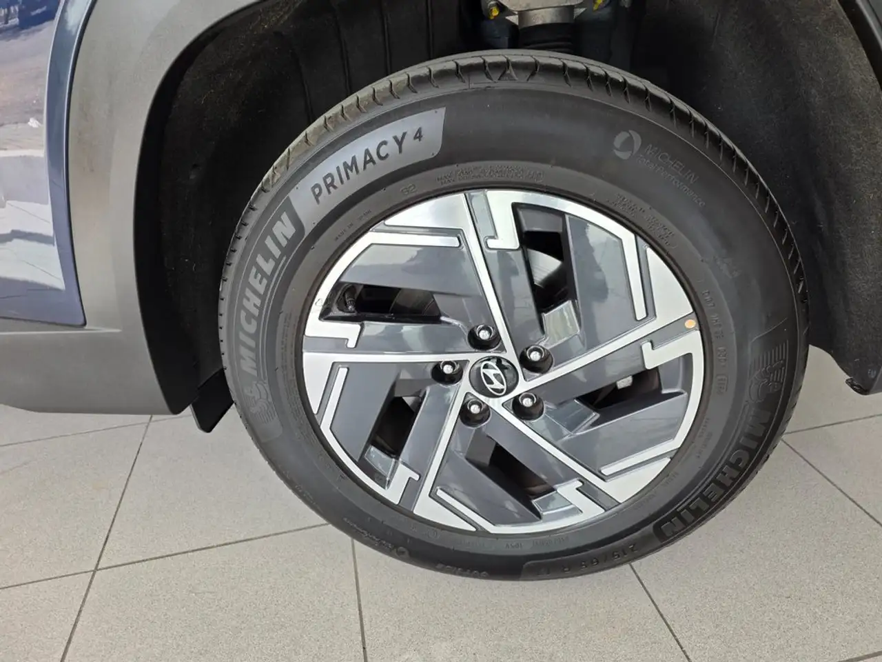 Hyundai TUCSON 1.6 T Klass — معرض صور السيارة 16