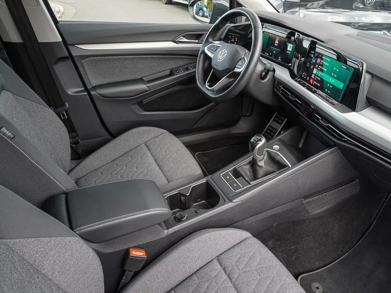 Volkswagen Golf 1.0 TSI Move LED LHZ AMBIENTE SHZ ALU — Vehicle gallery 8