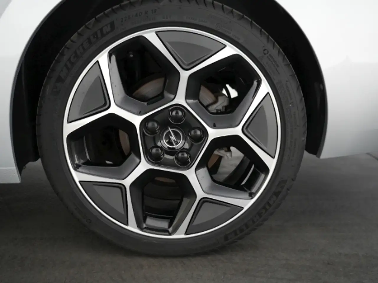 Opel Astra L ST ULTIMATE AT+NAVI+360 GRAD KAMERA+SCHIEBEDACH+ — معرض صور السيارة 10
