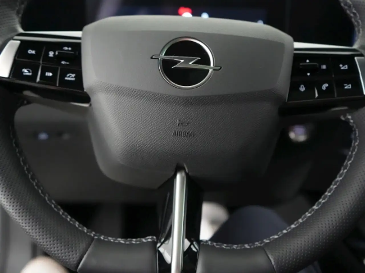 Opel Astra L ST ULTIMATE AT+NAVI+360 GRAD KAMERA+SCHIEBEDACH+ — معرض صور السيارة 14