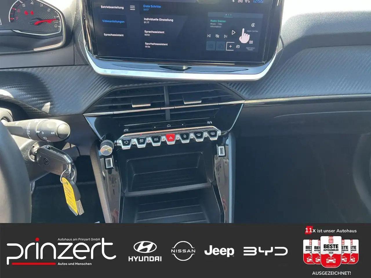Peugeot 208 1.2 PureTech MT5 "Active" DAB+*Metallic — Vehicle gallery 8