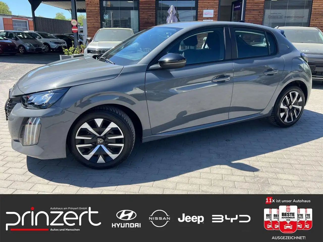 Peugeot 208 1.2 PureTech MT5 "Active" DAB+*Metallic — Vehicle gallery 18