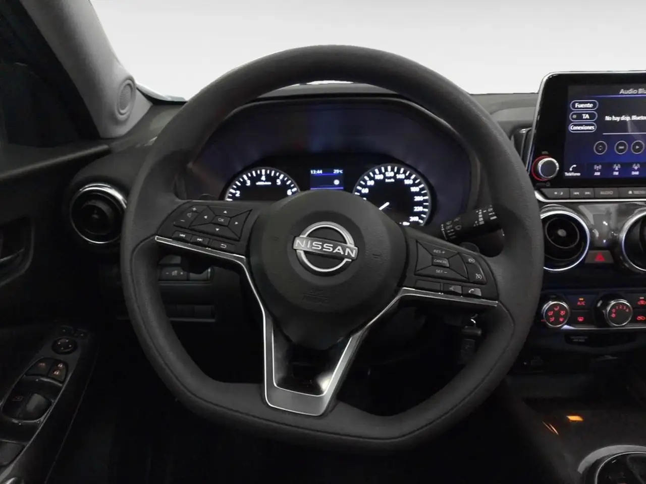 Nissan Juke 1.0 DIG-T Acenta 4x2 DCT 7 114 — Galería del vehículo 9