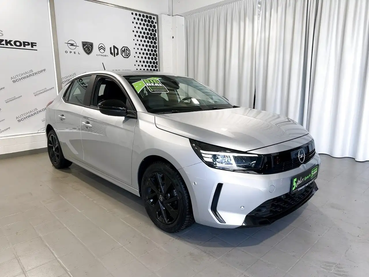Opel Corsa F Lenk-/Sitzheizung+16'' Alu+Parkpilot v+h — Galería del vehículo 4