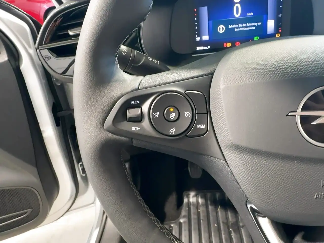 Opel Corsa F Lenk-/Sitzheizung+16'' Alu+Parkpilot v+h — Galería del vehículo 13