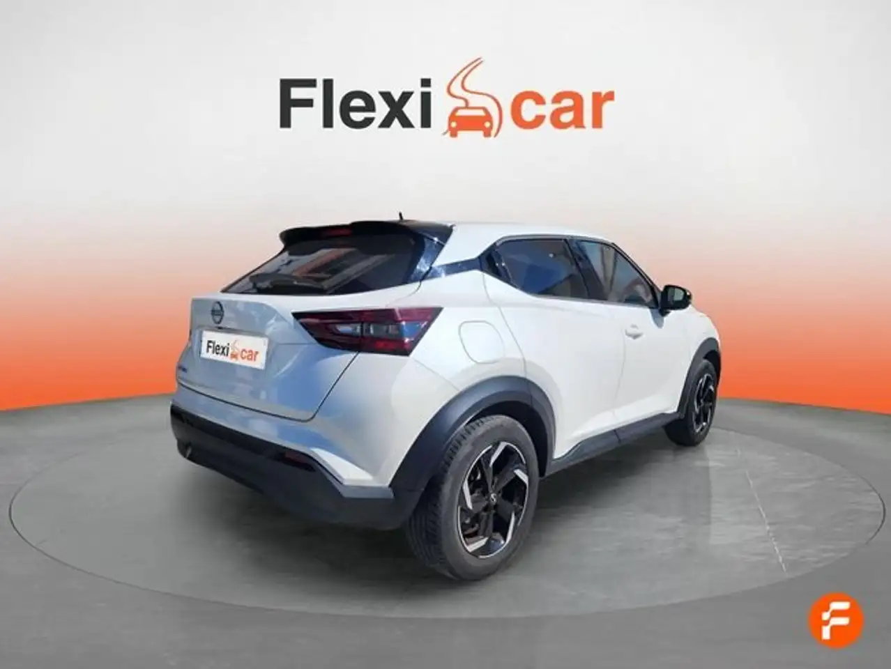 Nissan Juke DIG-T 84 kW (114 CV) 6M/T Acenta — معرض صور السيارة 8