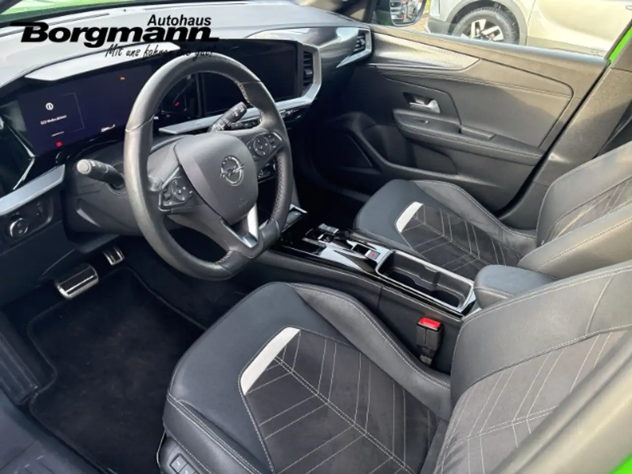 Opel Mokka Ultimate 1.2 Keyless Entry - Sitzheizung - Navigat — معرض صور السيارة 10