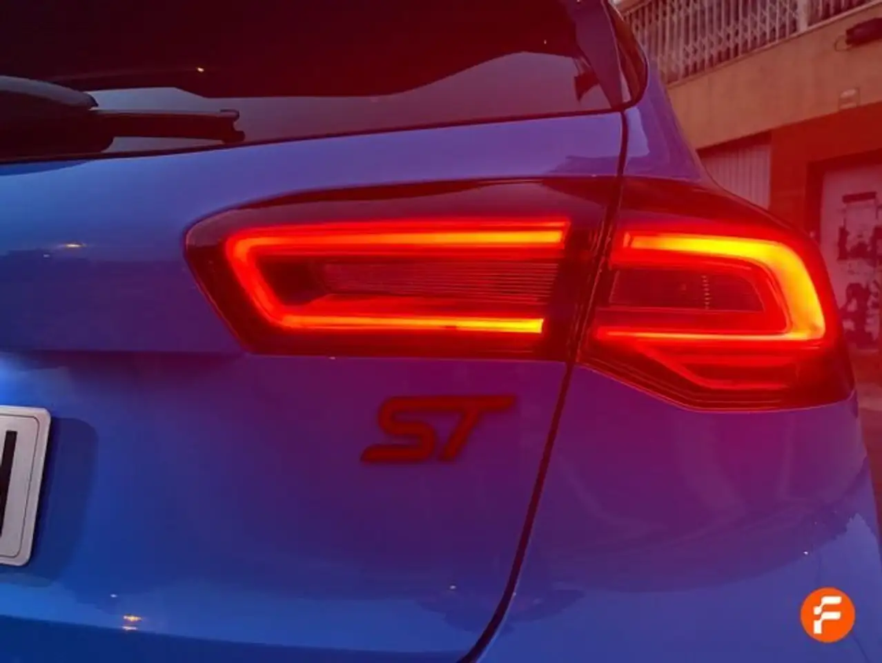 Ford Focus 2.3 Ecoboost ST Edition — Galería del vehículo 8