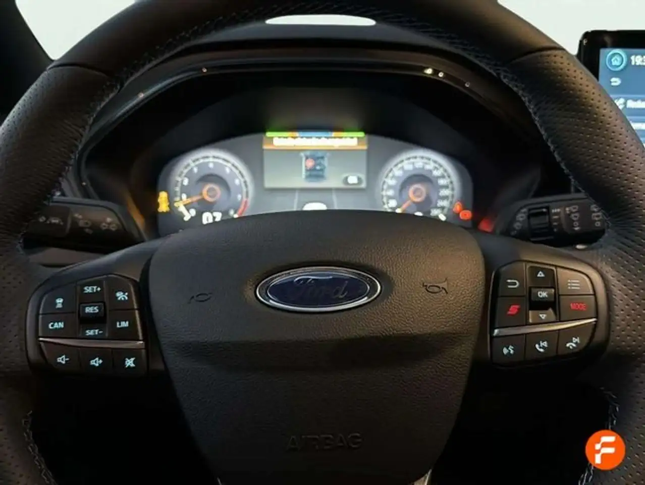 Ford Focus 2.3 Ecoboost ST Edition — Galería del vehículo 16