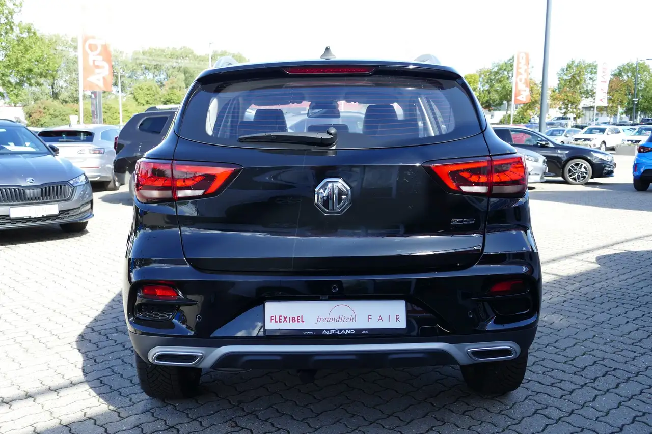 MG ZS 1.0 T-GDI Luxury Aut. LED Navi 360° AHK Leder — Vehicle gallery 4