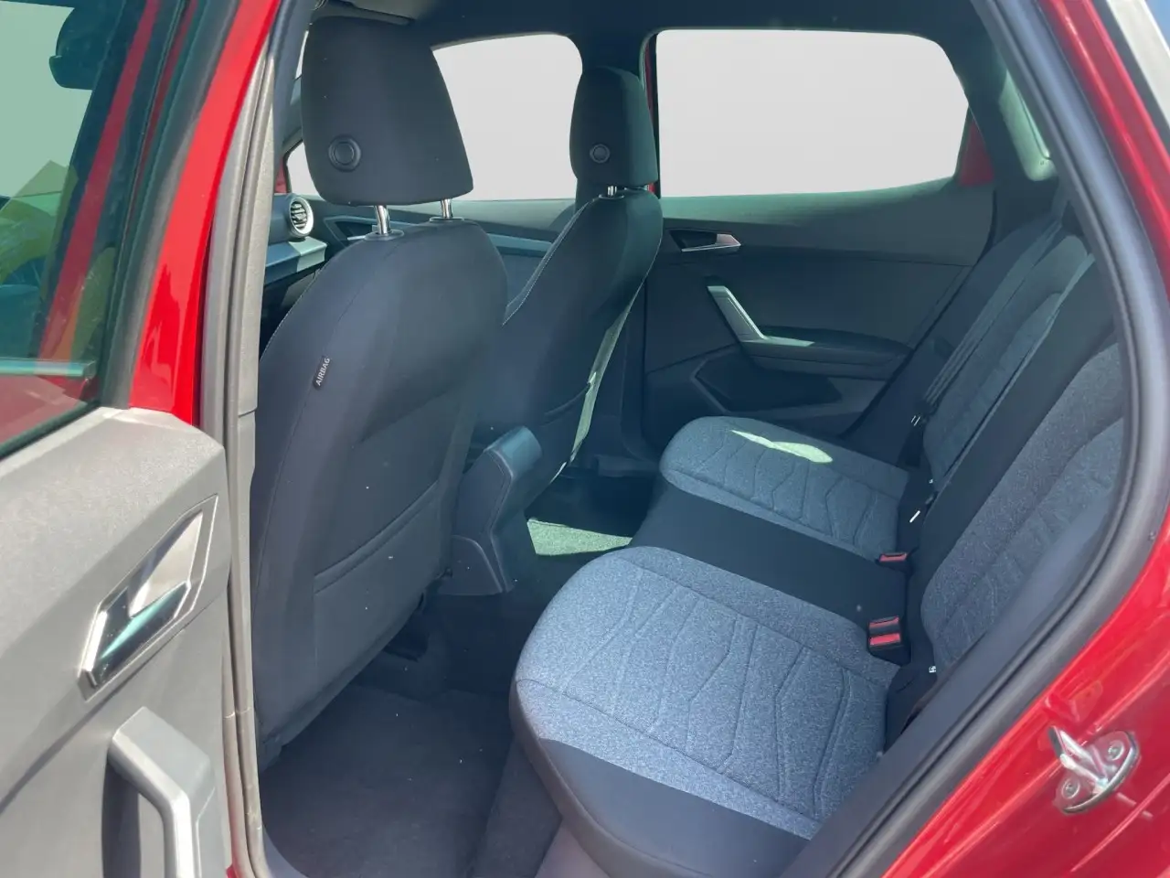 SEAT Arona Xperience TSI Navi ACC Kamera SHZ Totwinke — Galería del vehículo 15
