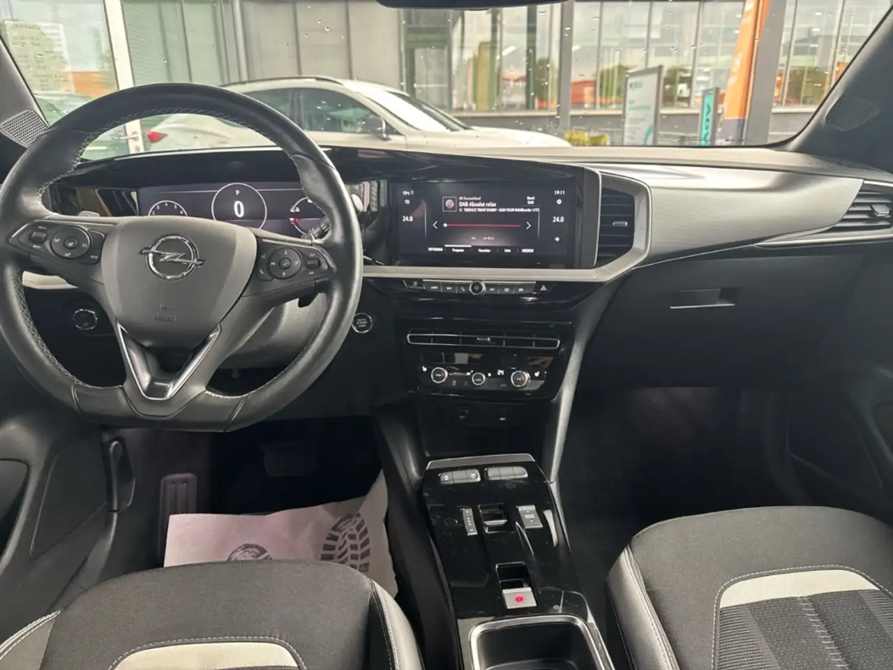 Opel Mokka Black. Automatik 96 kW (130PS) Digitales Cockpit — Galerie du véhicule 5