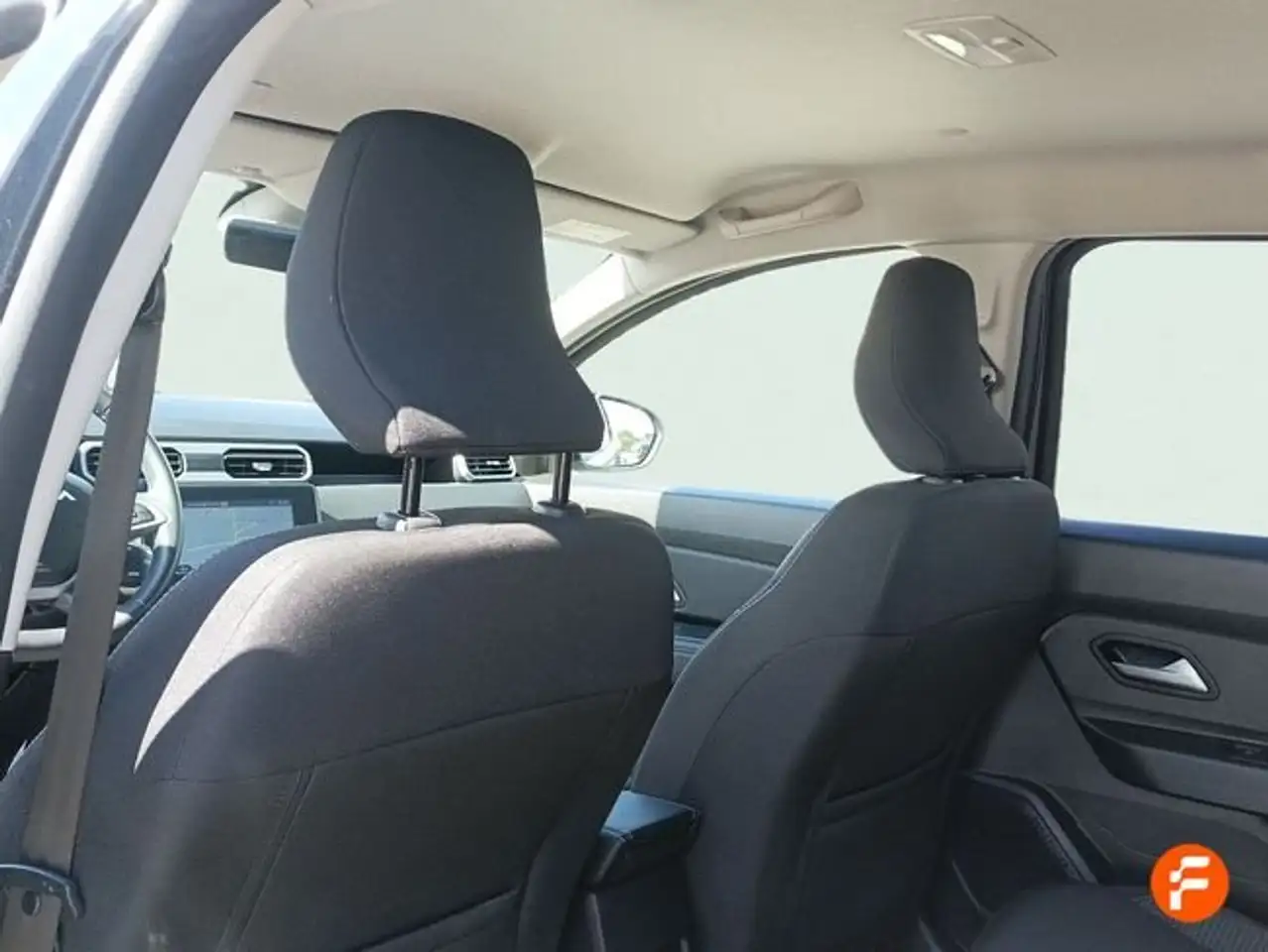 Dacia Duster 1.3 TCe Journey Go 4x2 96kW — معرض صور السيارة 17