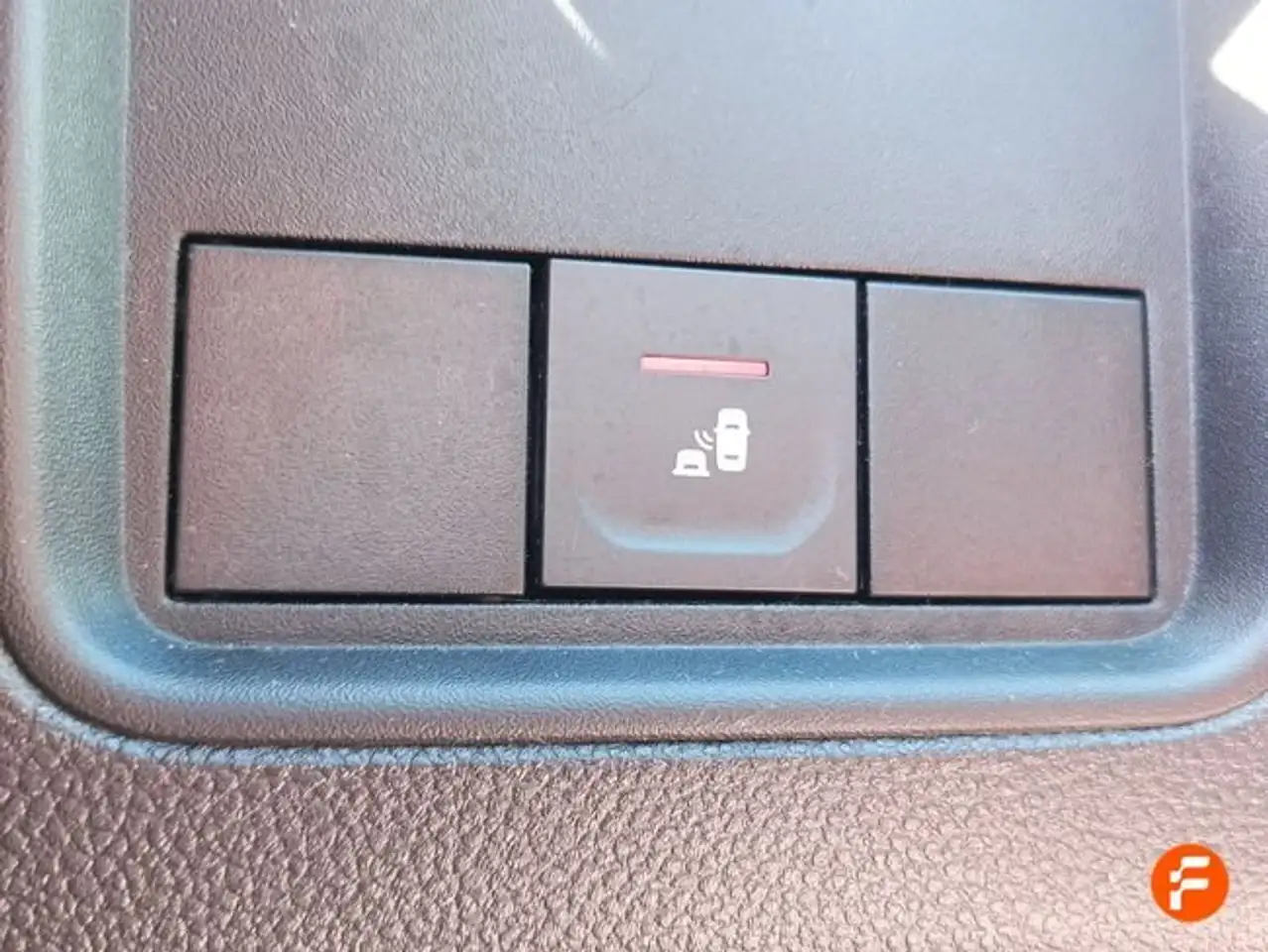 Dacia Duster 1.3 TCe Journey Go 4x2 96kW — معرض صور السيارة 24