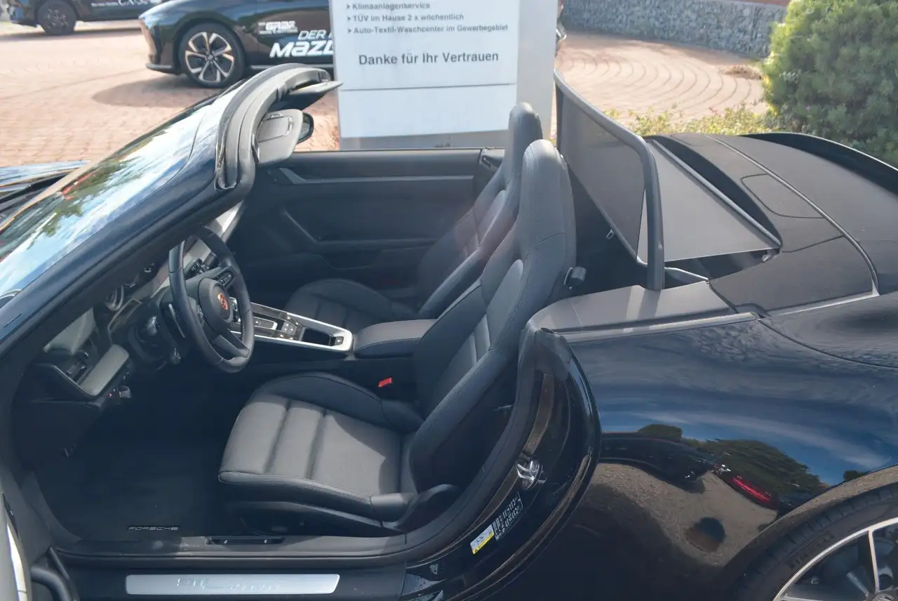 Porsche 992 (911) Carrera Cabriolet*BOSE*SHZ*SPORTABGAS* — معرض صور السيارة 11