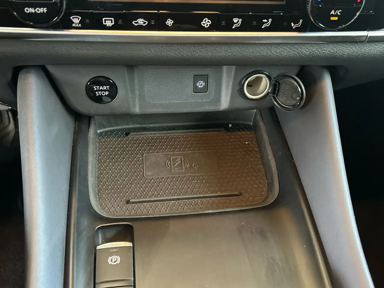 Nissan Qashqai E-POWER Tekna 4x2 140kW — Vehicle gallery 28