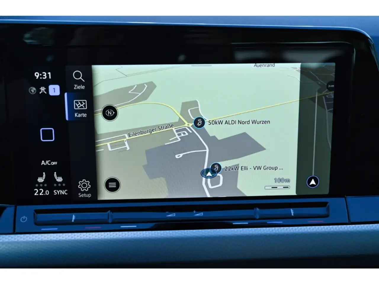 Volkswagen Golf VIII 1.0 eTSI Move Navi LED ACC Apple CarP. — Galería del vehículo 27