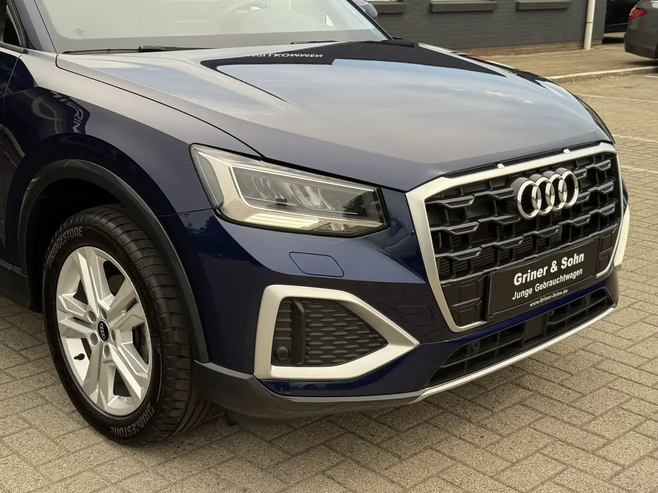 Audi Q2 35 TFSI Advanced,Virtual,R-Kamera,ACC,Side. — Vehicle gallery 4