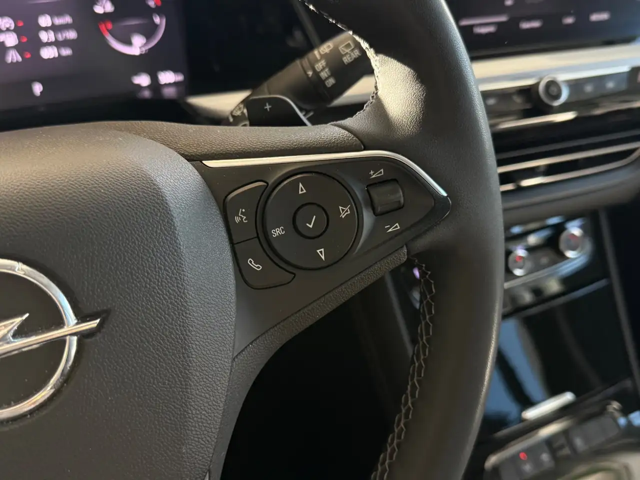 Opel Grandland 1.2 Turbo GS Line — Galería del vehículo 18