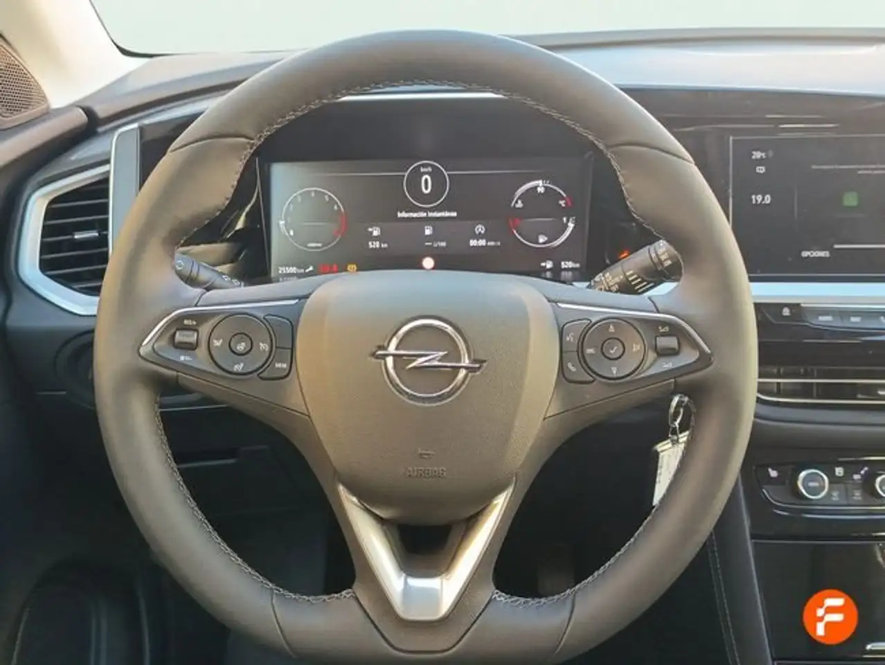 Opel Grandland 1.2T XHT MT6 S/S GS — Galería del vehículo 12