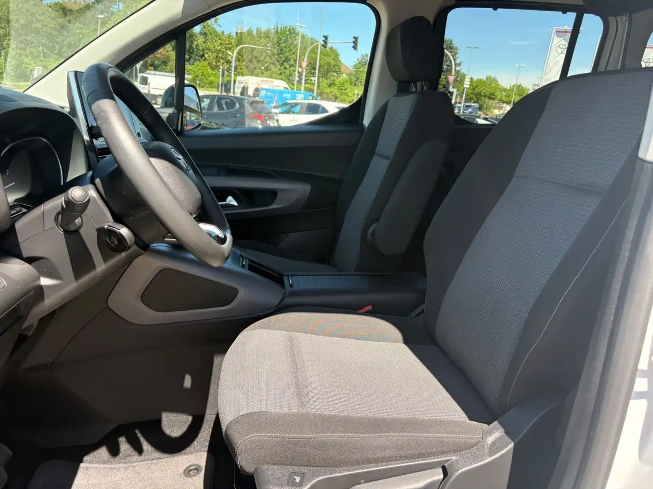 Toyota Proace Verso L2 Team D **7 SITZER** — معرض صور السيارة 8