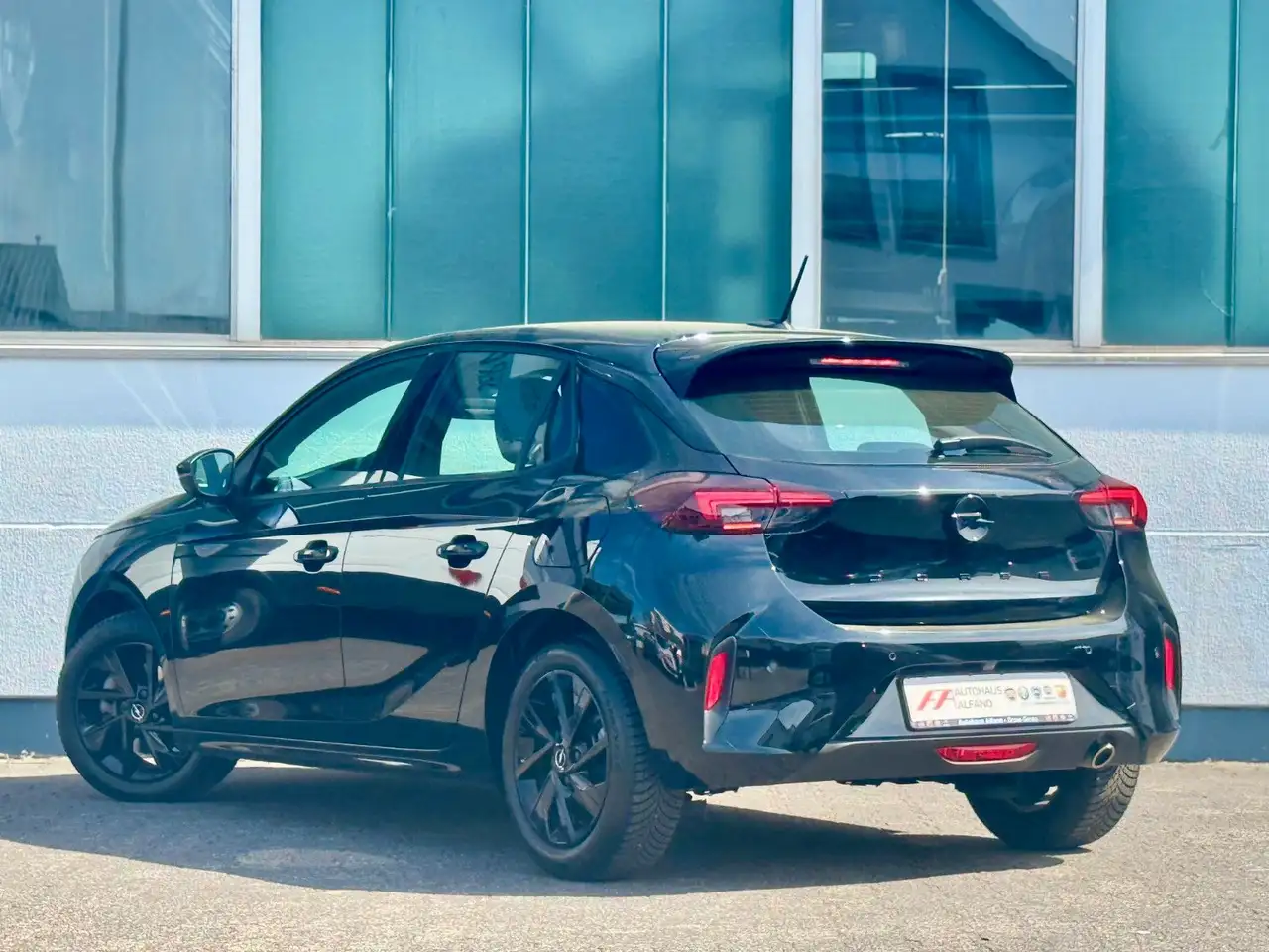 Opel Corsa GS AUTOMATIK RKAM SITZH LENKHEIZ PDC — معرض صور السيارة 4