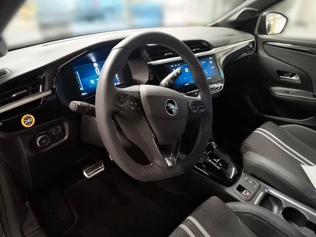 Opel Corsa GS AUTOMATIK RKAM SITZH LENKHEIZ PDC — معرض صور السيارة 16