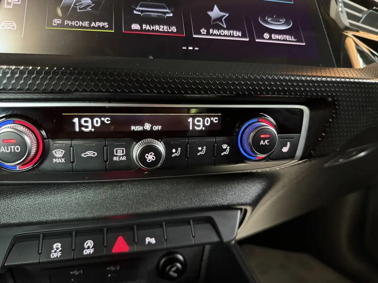 Audi A1 Sportback 30 TFSI Aut. *Navi*Virtual*Kam*LED — Vehicle gallery 22