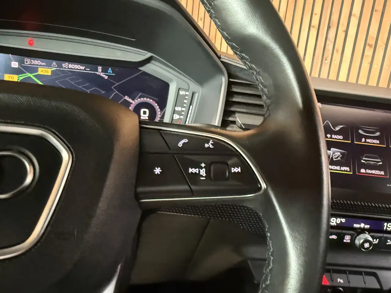 Audi A1 Sportback 30 TFSI Aut. *Navi*Virtual*Kam*LED — Vehicle gallery 21