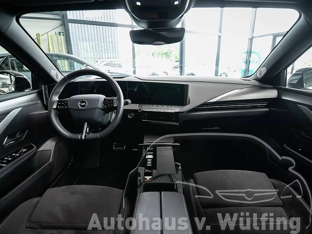 Opel Astra Lim. 5T Ultimate Autom. +NAVI+AHK+SCHIEBED — معرض صور السيارة 12