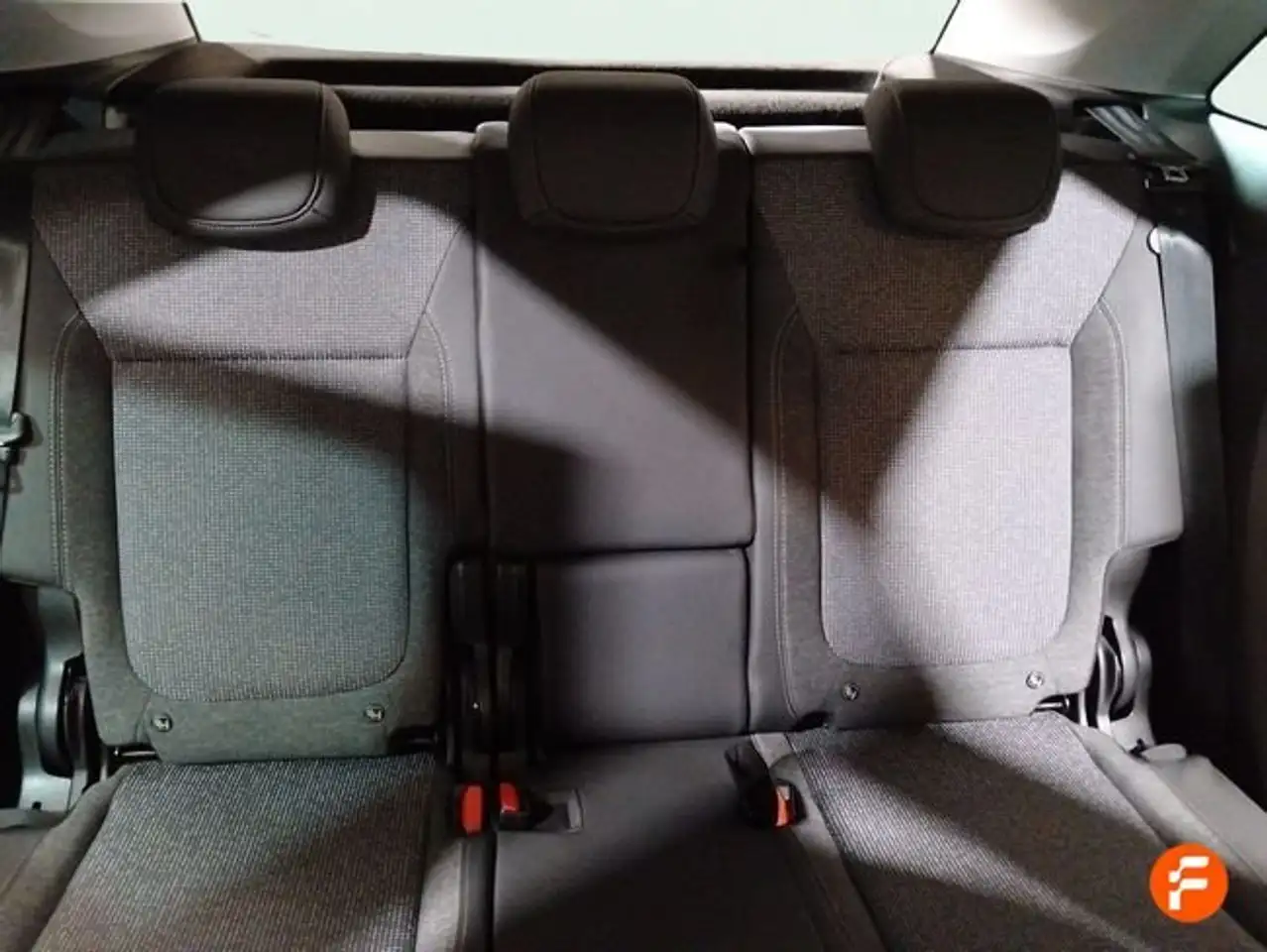 Opel Crossland 1.2 S&S Elegance Pack 110 — معرض صور السيارة 16