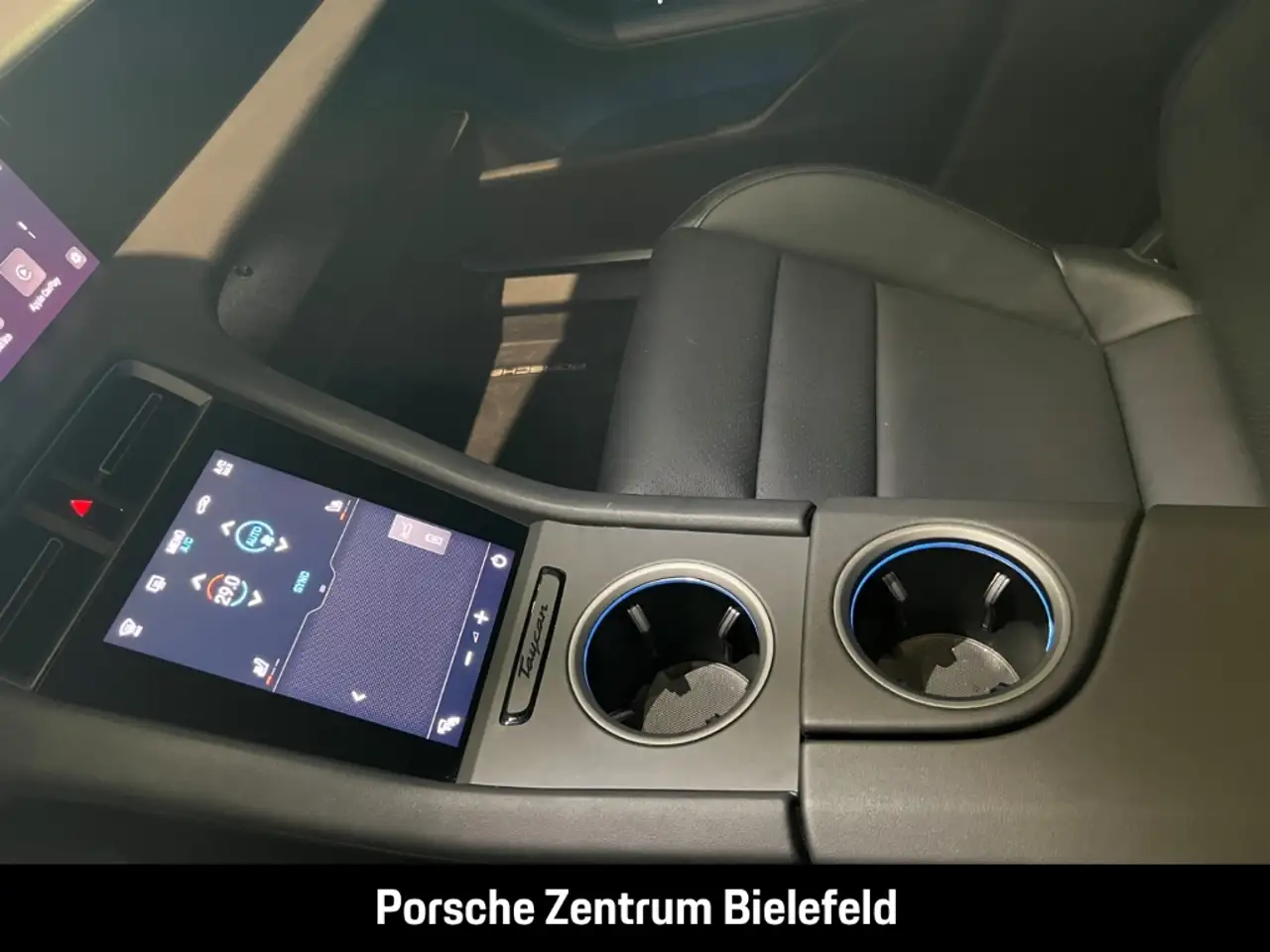 Porsche Taycan Sport Turismo Panoramadach BOSE 20-Zoll — معرض صور السيارة 26