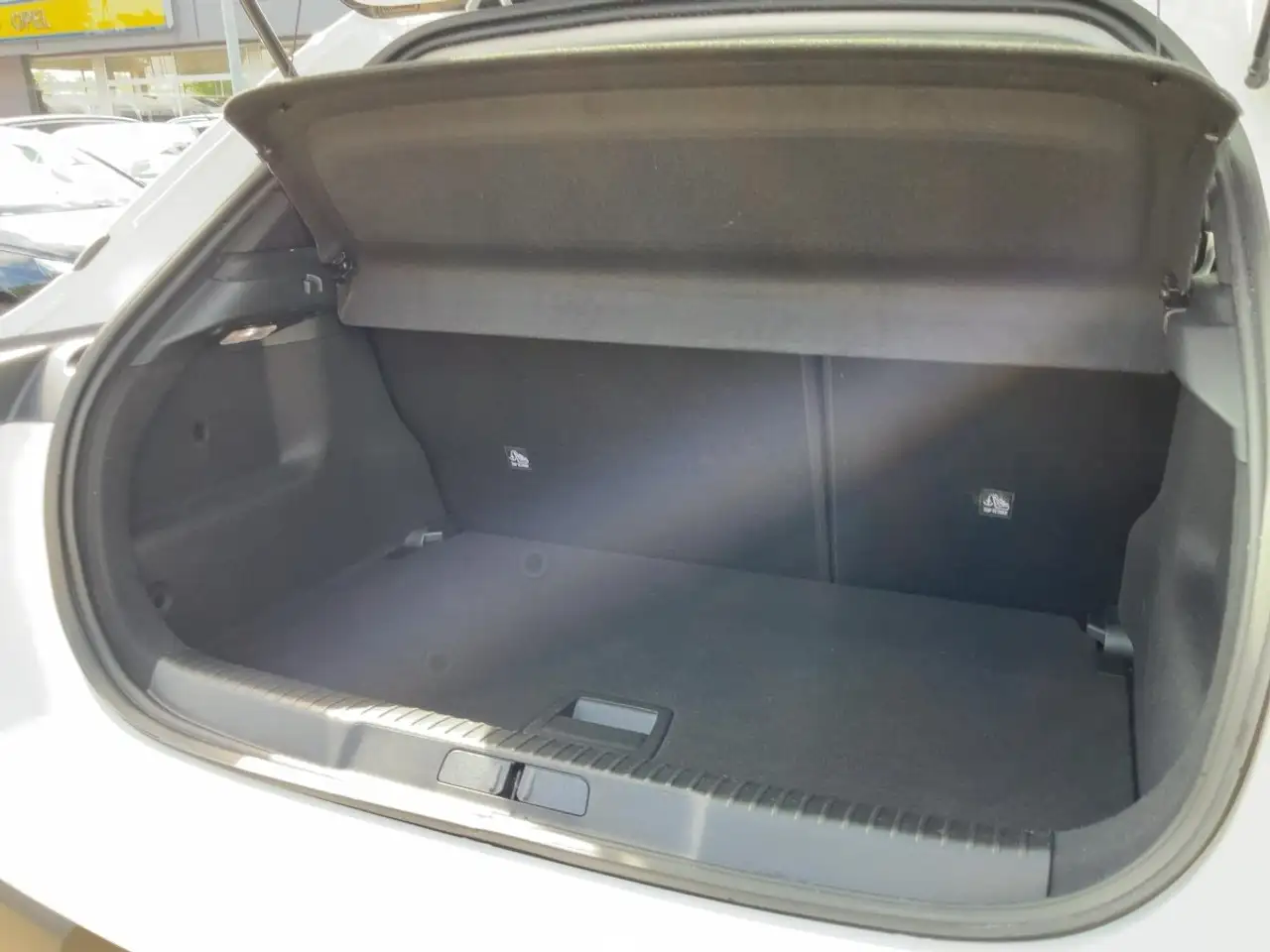 Opel Mokka 1.2 Turbo Elegance LED+SHZ+Winterp.+Kam. — معرض صور السيارة 8