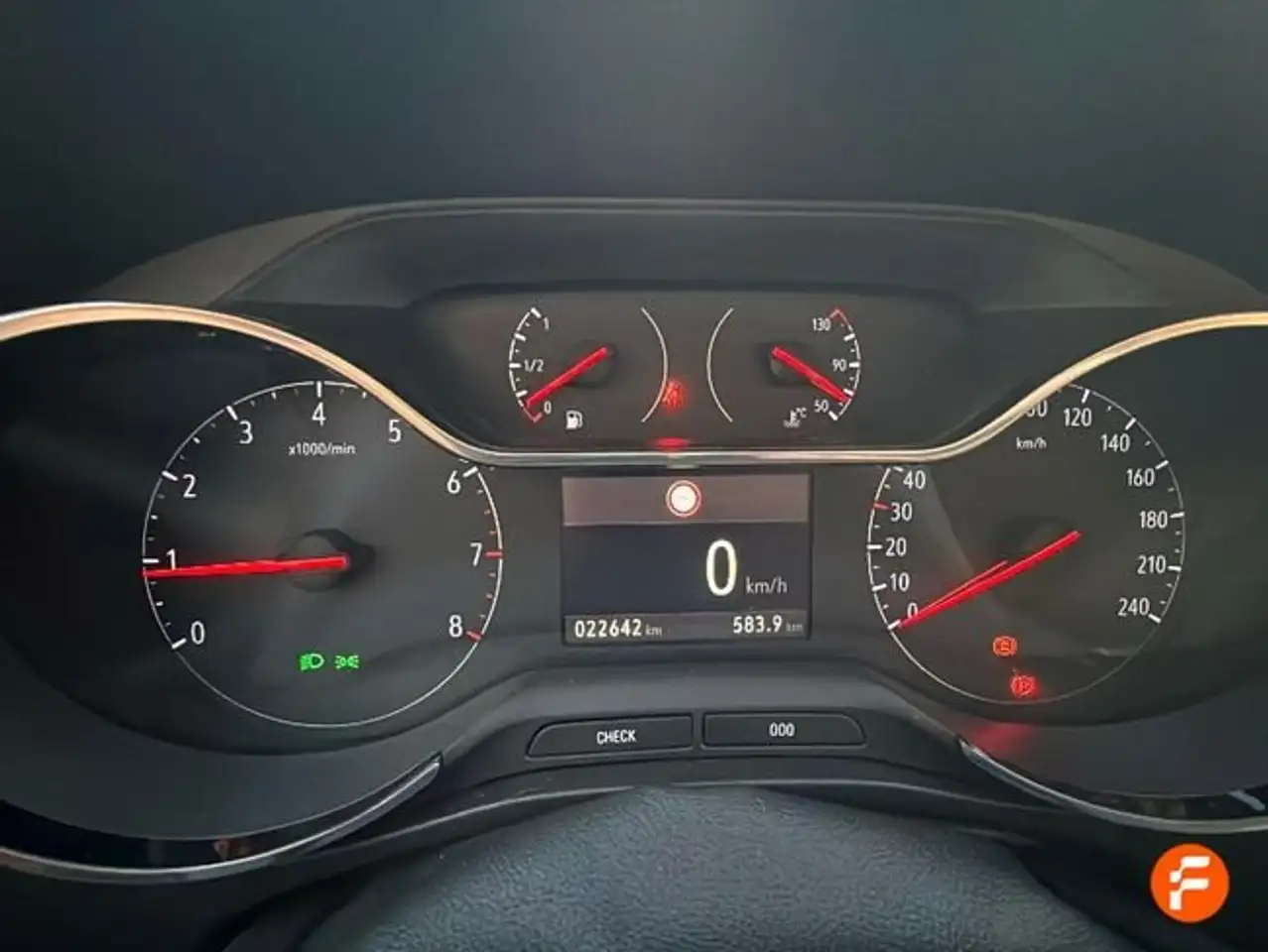 Opel Crossland 1.2 81kW (110CV) Edition — معرض صور السيارة 13