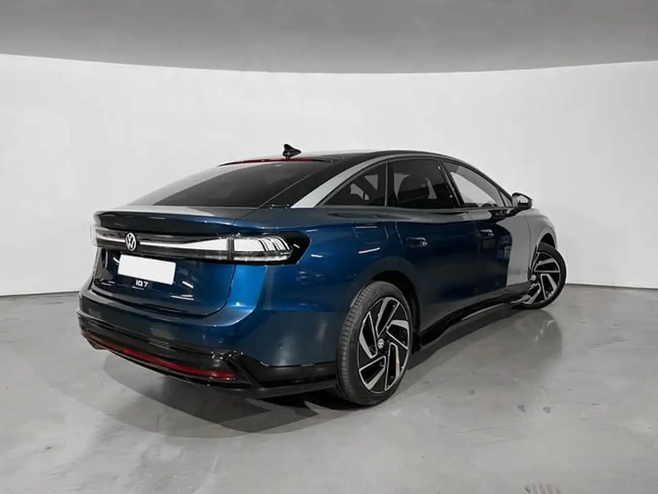 Volkswagen ID.7 Pro 82 kWh 210 kW (286 CV) (ED23QK13) — معرض صور السيارة 2
