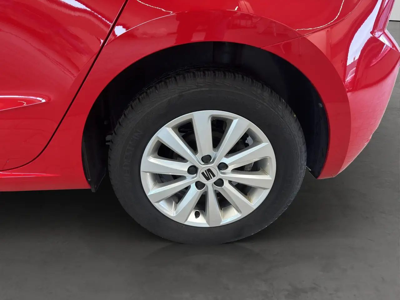 SEAT Ibiza 1.0 TSI Style LED FULL-LINK VIRT.COCKPIT SHZ GRA — معرض صور السيارة 9