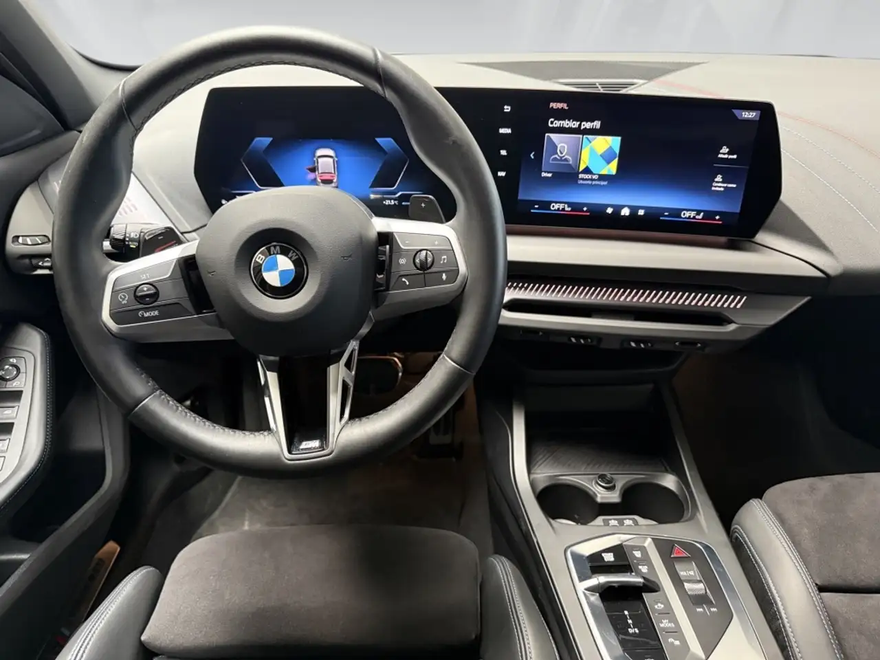 BMW 116 120iA — Vehicle gallery 18
