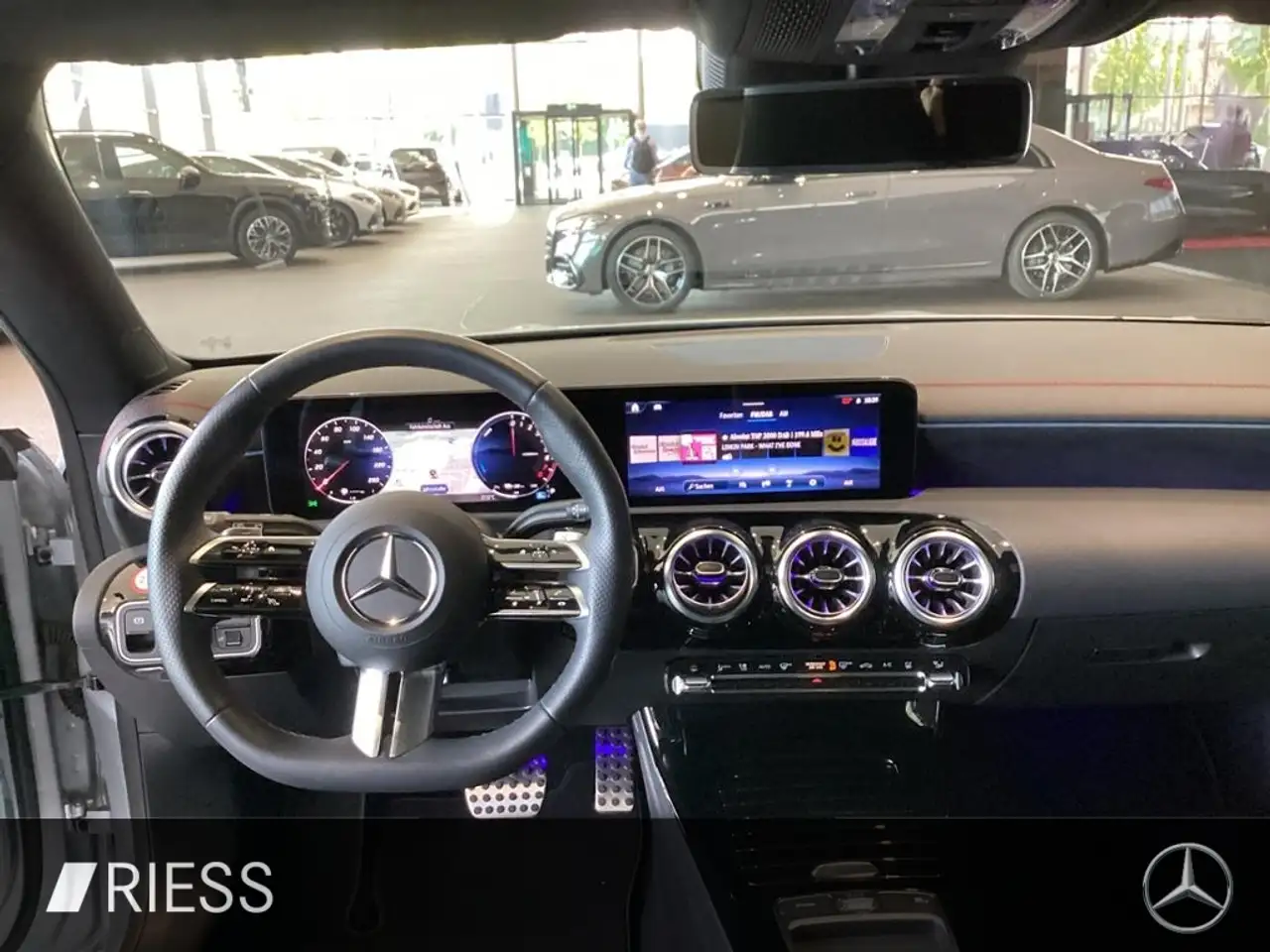 Mercedes-Benz CLA 250 e SB AMG SPORT PANO AHK DISTRO KEYLESS — Vehicle gallery 7