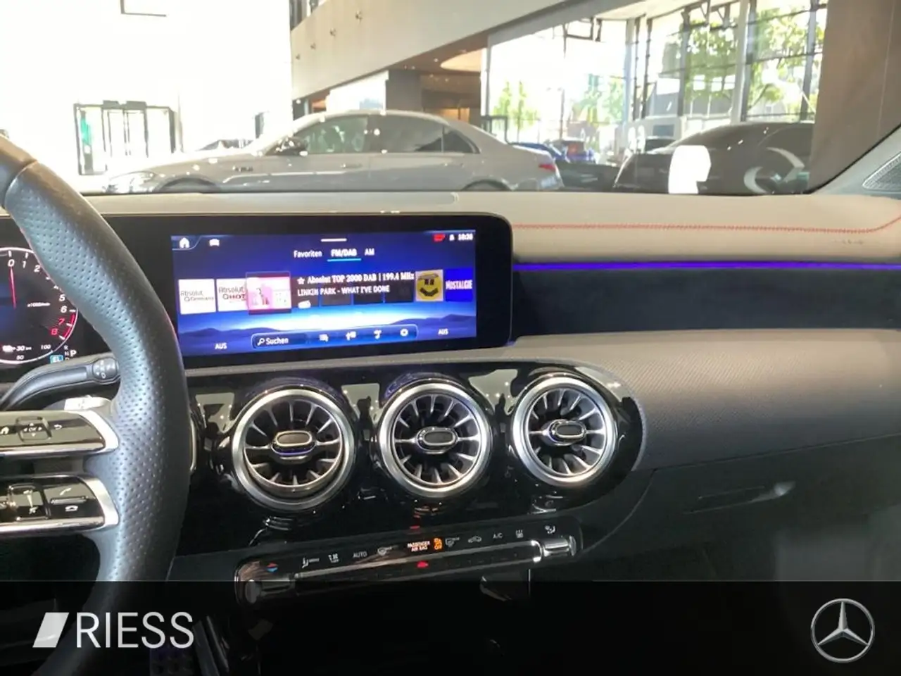 Mercedes-Benz CLA 250 e SB AMG SPORT PANO AHK DISTRO KEYLESS — Vehicle gallery 4
