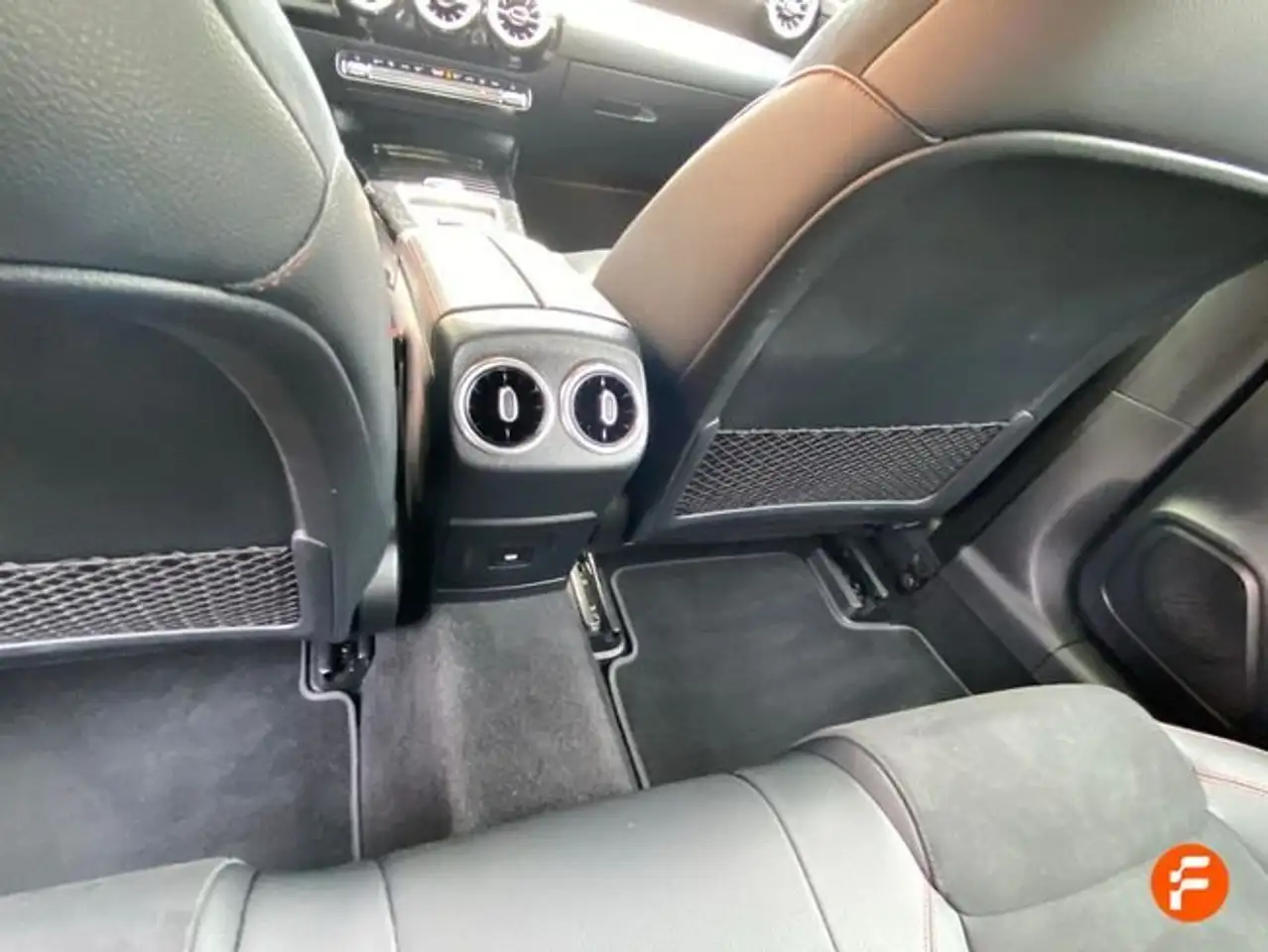 Mercedes-Benz A 180 d — معرض صور السيارة 27