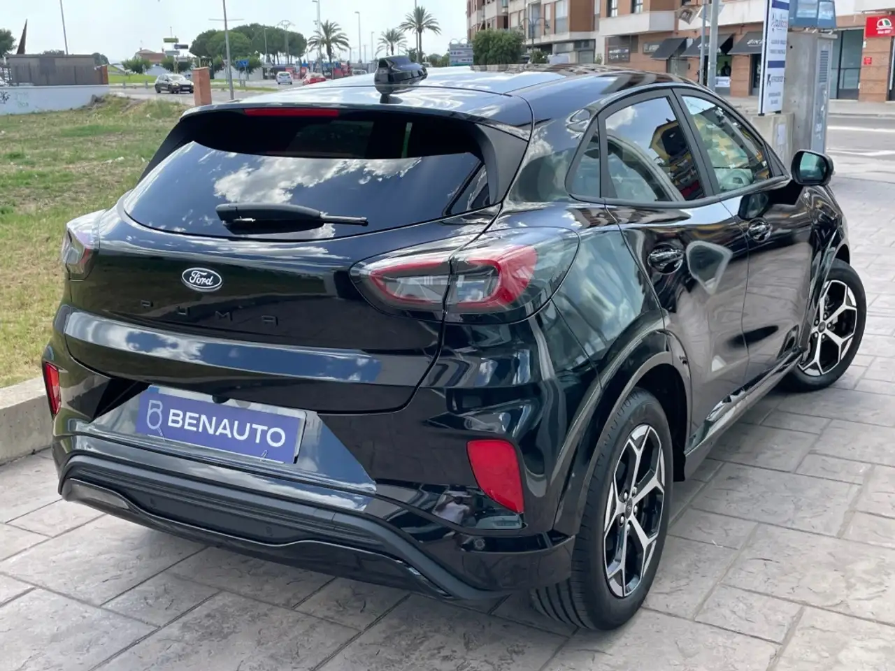 Ford Puma 1.0 EcoBoost MHEV ST-Line 125 — معرض صور السيارة 9