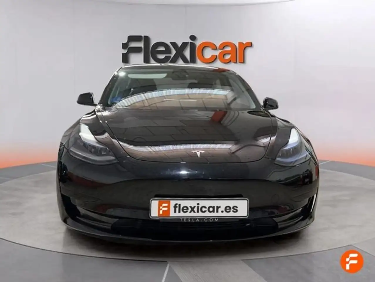 Tesla Model 3 RWD — Vehicle gallery 2