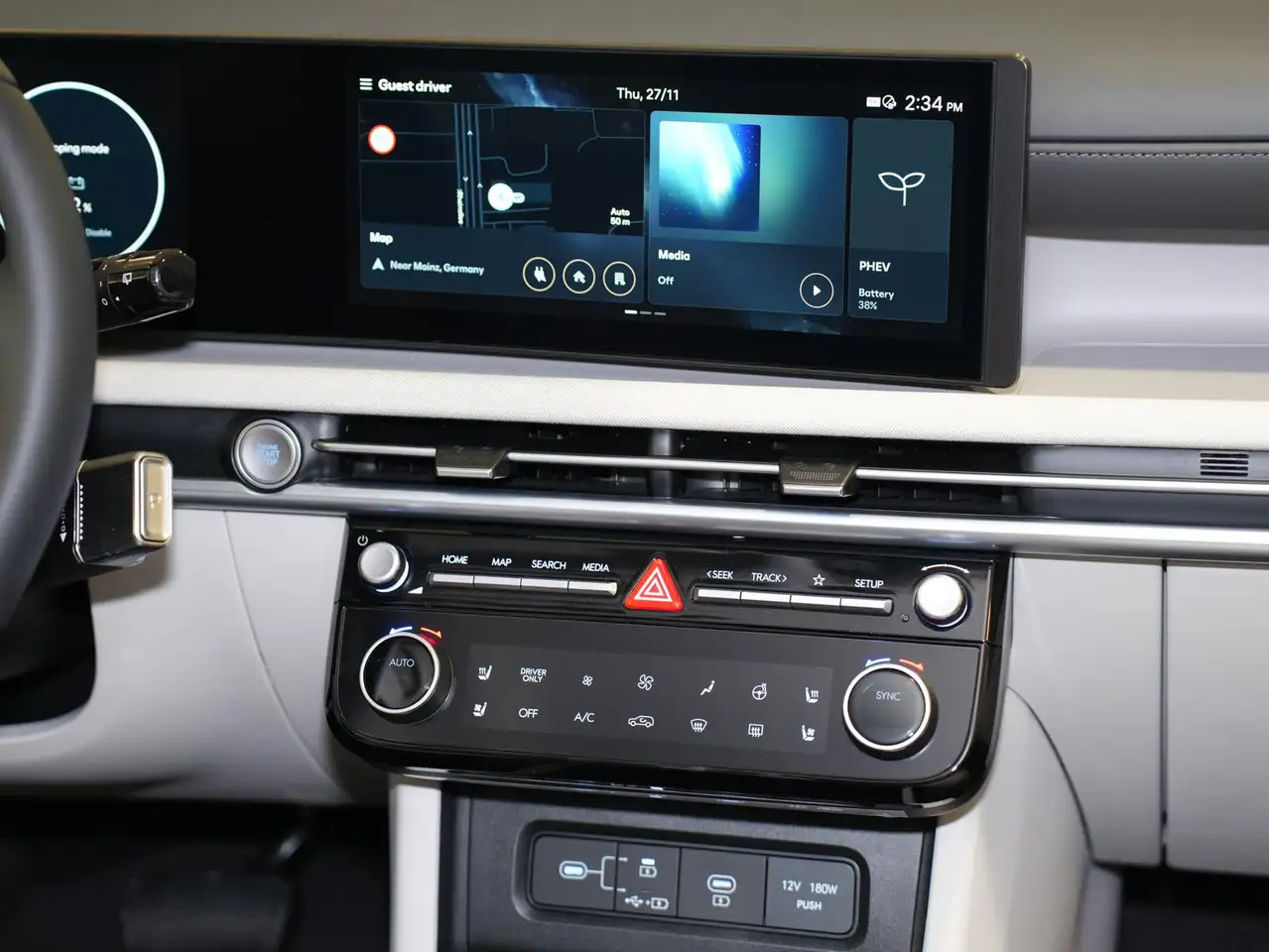 Hyundai TUCSON Plug-In-Hybrid 4WD Prime Assistenzpak ECS — Vehicle gallery 6
