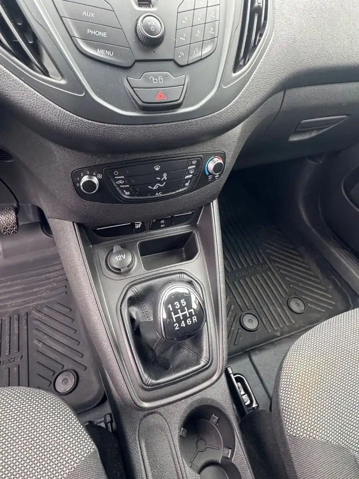 Ford Transit Courier Basis RFK Shzg. — Vehicle gallery 9