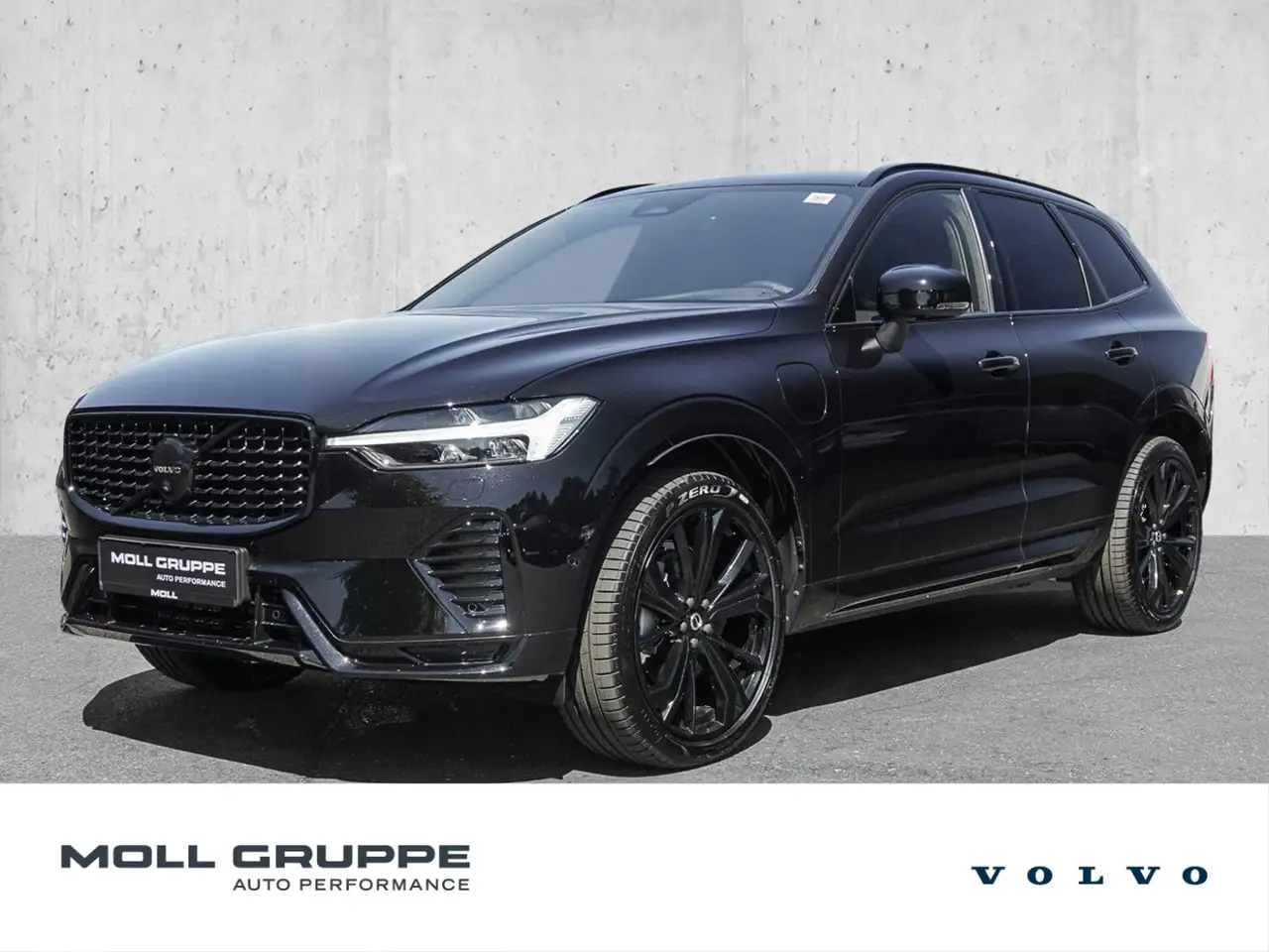 Volvo XC60 T8 AWD Black Edition Ultra Plug-in Hybrid — Düsseldorf