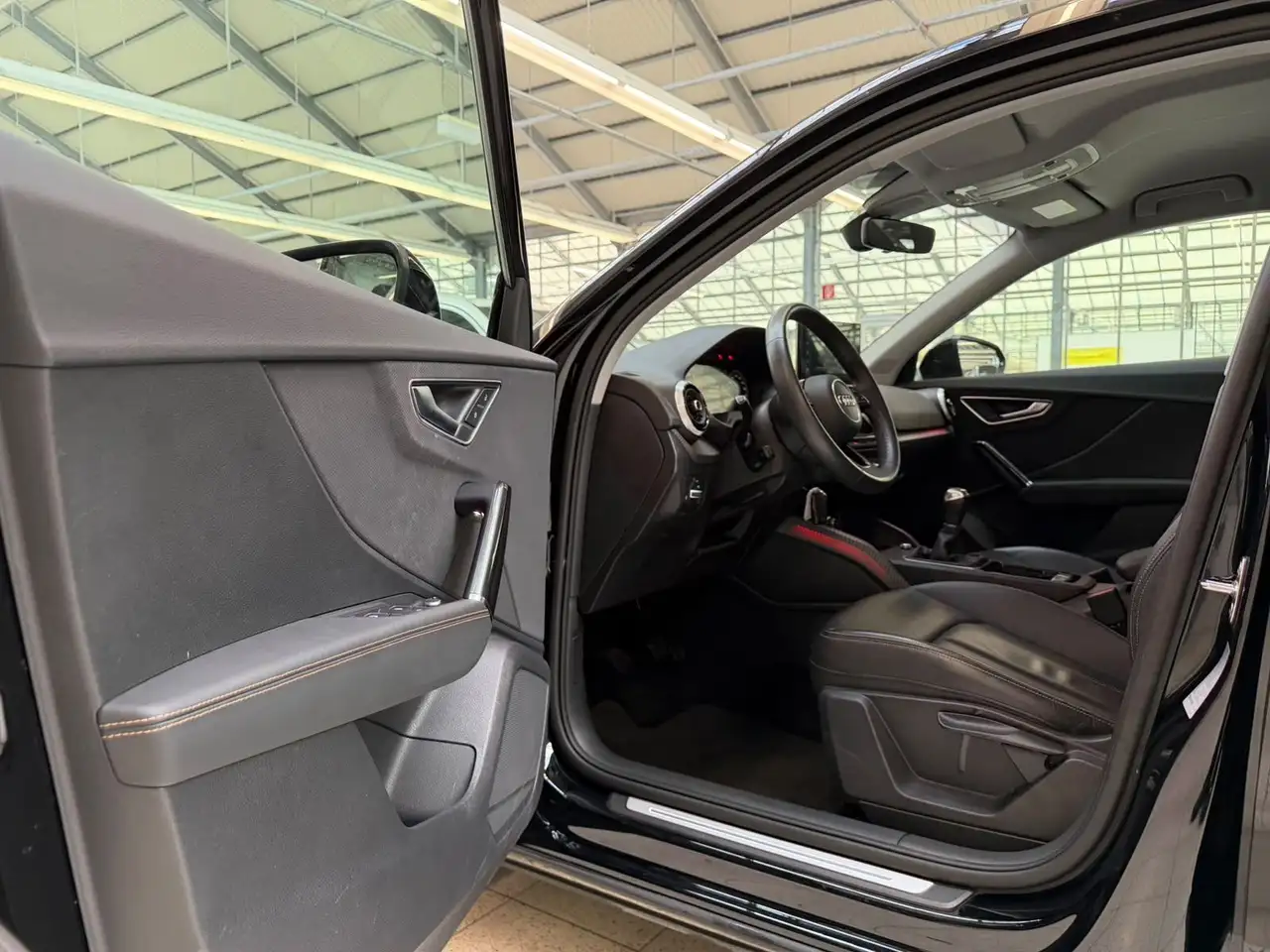 Audi Q2 30 1.0 TFSI LED|App|PDC|Leder — Galería del vehículo 8