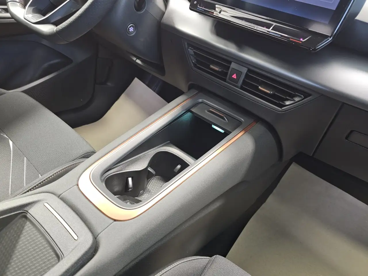 CUPRA Born — Vehicle gallery 10