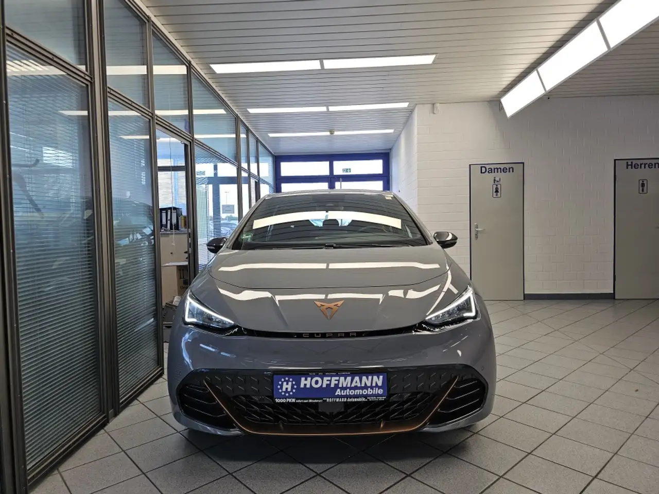 CUPRA Born — Vehicle gallery 33