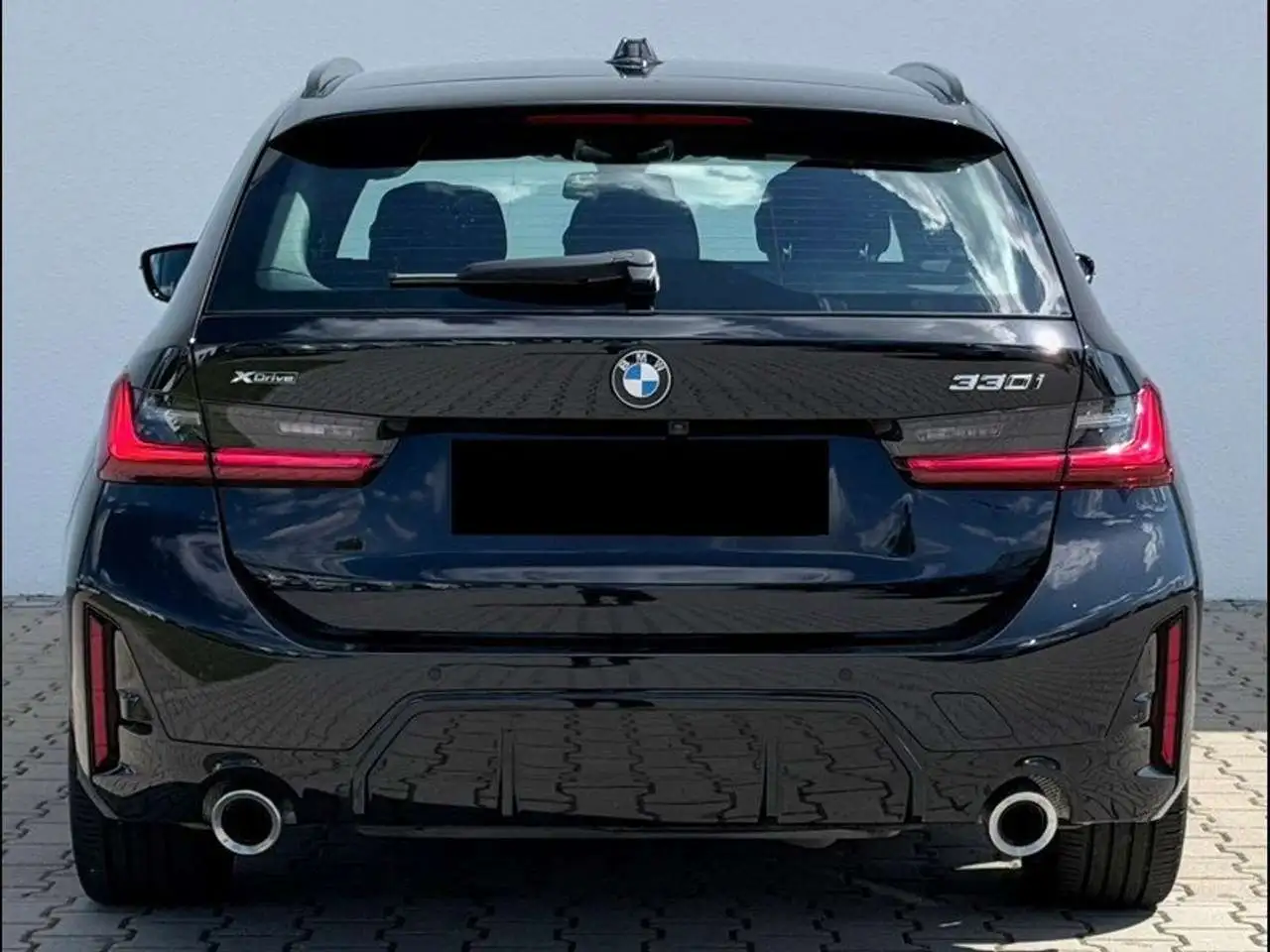 BMW 330 i Touring xDrive M Sport — معرض صور السيارة 6